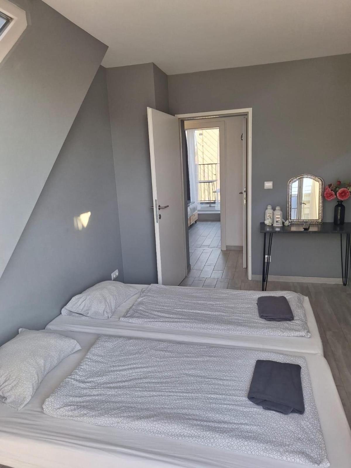Appartement Betariel M12 *